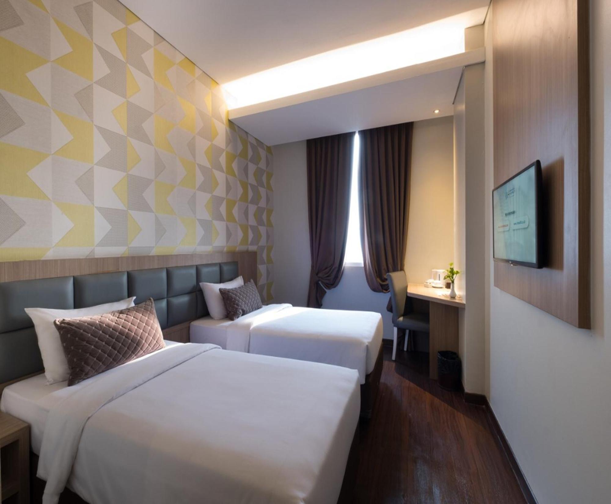 Hotel 88 Itc Fatmawati Jakarta By Wh Εξωτερικό φωτογραφία
